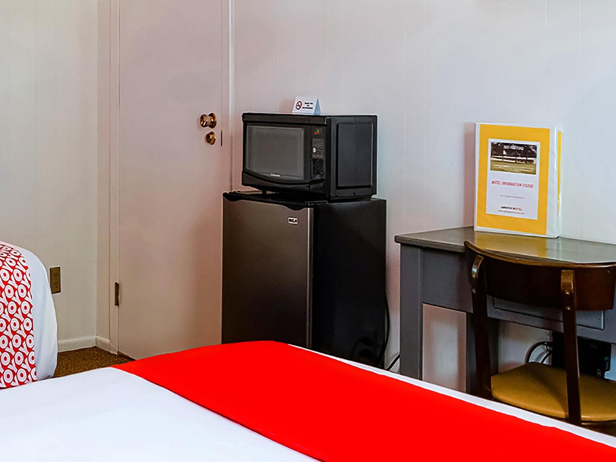 Oyo Hotel Lamberton Hwy 14 מראה חיצוני תמונה