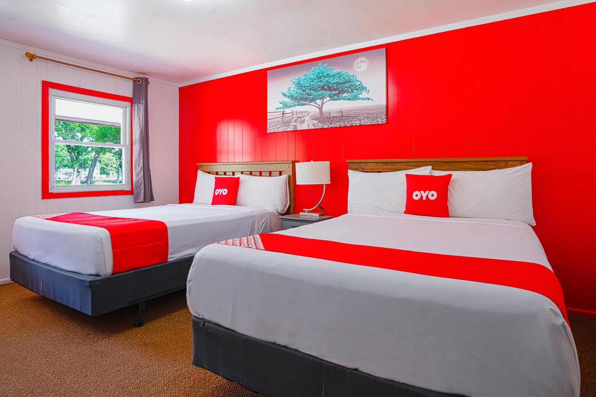 Oyo Hotel Lamberton Hwy 14 מראה חיצוני תמונה